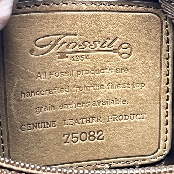 Fossil Full Leather Shoulder Bag Purse Front Pockets Adjustable Strap 75082 - Picture 13 of 13